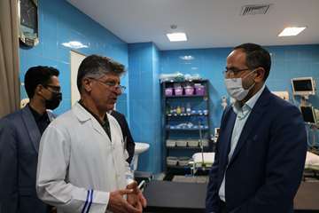 بازدید معاون توسعه مدیریت و منابع وزارت بهداشت از بیمارستان معتمدی 